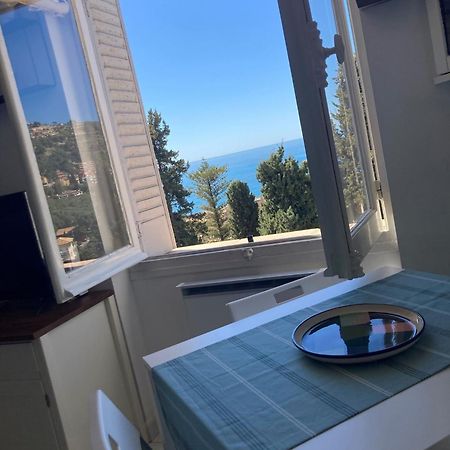 'La Villa Hygie' Cozy Appartement, Vue Mer 멍똥 외부 사진